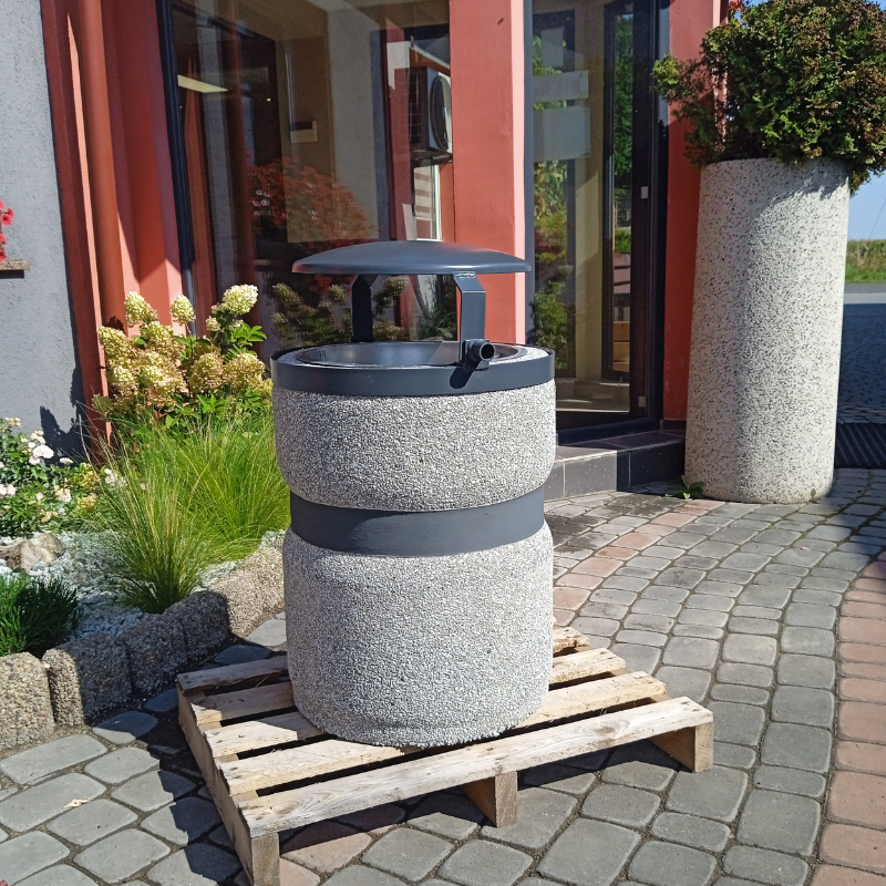 Kosz betonowy z daszkiem 116